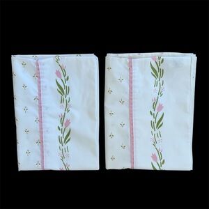 Set of 2 Laura Ashley Castleberry Pink Tulip STANDARD Pillowcases 50/50 USA VTG